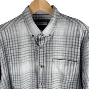 32 Bar Blues Mens L Plaid Button Down Shirt Long Sleeve Casual Cotton Grey Pcket